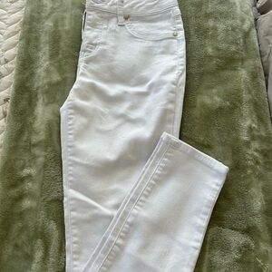 1822 Denim Women's Crisp White Skinny Jeans